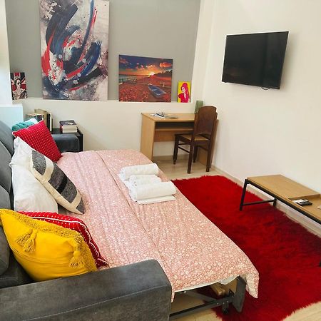 Royal Red Suite No 1, Piraeus Port Экстерьер фото