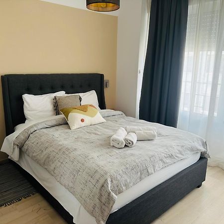 Royal Red Suite No 1, Piraeus Port Экстерьер фото