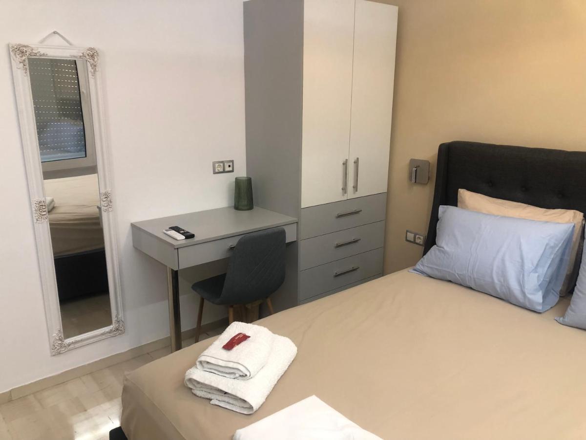Royal Red Suite No 1, Piraeus Port Экстерьер фото